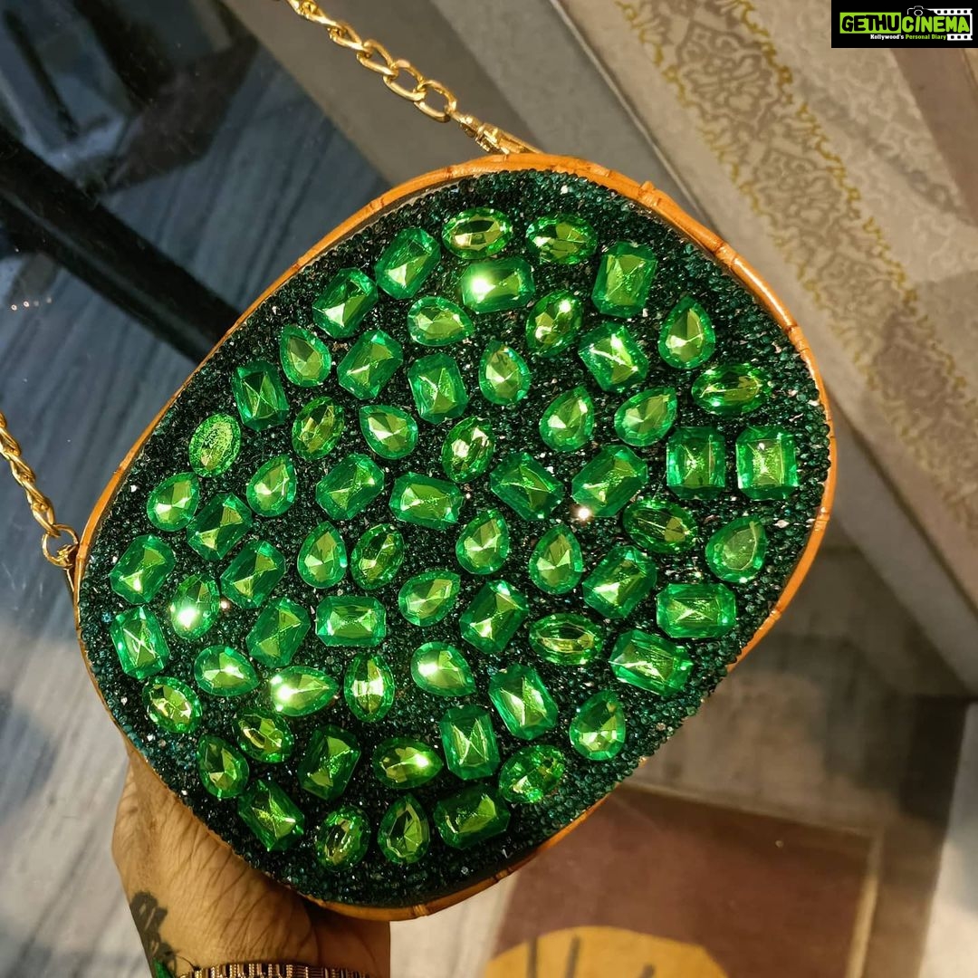 Vanitha Vijayakumar Instagram - #vanithavijaykumar #vanithavijaykumarstyling #vanithavijayakumar Affordable Fashion styling... trending collection..do visit our store...online sales process going on GEMS court basement khader Nawaz Khan road opposite PAGE 3 SALON Nungambakkam chennai @vanithavijaykumar @vanithavijaykumarstyling