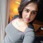 Vanitha Vijayakumar Instagram - #birthdaygirl #birthdaytrip #livinglife #positivevibes Burj Khalifa