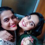 Vanitha Vijayakumar Instagram - Weekend happenings with Sowmya jayaram #weekendvibes #weekendattrocities #friendshipgoals #friendsforever #girlsjustwannahavefun