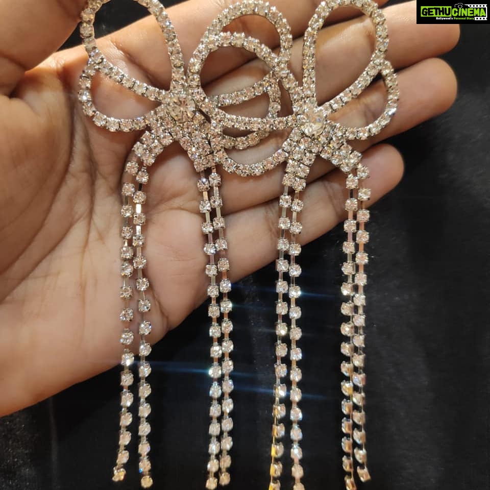 Vanitha Vijayakumar Instagram - Exclusive jewellery collection exclusive to @vanithavijaykumarstyling Handpicked and curated #vanithavijaykumar #vanithavijayakumar