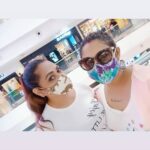 Vanitha Vijayakumar Instagram - Look who I bumped into shopping at pheonix