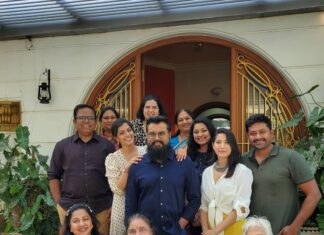 Varalaxmi Sarathkumar Instagram - #NewYearsEve2021 thank you @radikaasarathkumar for the amazingggg lunch yesterday and @rayanemithun for the yummy dessert... Felt good to be back as a family with dad recovered @r_sarath_kumar ..we all have had a very difficult year but im sure this year will awesom for everyone.. by the end of this year I still feel blessed that we have all survived..and we have each other to fall back on..in the end thats what matters.. you need to have good people with you.. who are there for you and belive in you..always remember to believe in yourself..cheers to 2021..im sure its gonna kick 2020's butt...heheh #happynewyear2021 @ramkumar_sudarshan @poojasarathkumar @kala_kandasamy @aiswarya.sudharson @vandana.rangarajan @manjunath_s
