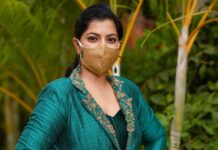 Varalaxmi Sarathkumar Instagram - #staysafe #wearamask😷 #vishnuwedsmaha Thank you @jayalakshmisundaresan for you know being you haha..!! Thank you @mv_bridalcouture for making sthin so trendy and me.!! Muahhh Pic courtesy @kiransaphotography Chennai, India