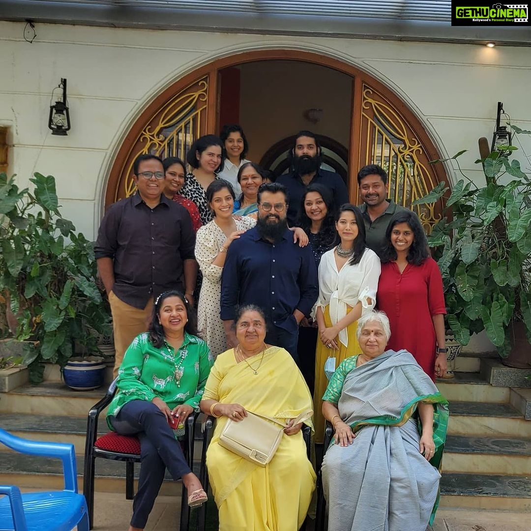 Varalaxmi Sarathkumar - 99.4K Likes - #NewYearsEve2021 thank you @radikaasarathkumar for the amazingggg lunch yesterday and @rayanemithun for the yummy dessert...
Felt good to be back as a family with dad recovered @r_sarath_kumar ..we all have had a very difficult year but im sure this year will awesom for everyone.. by the end of this year I still feel blessed that we have all survived..and we have each other to fall back on..in the end thats what matters.. you need to have good people with you.. who are there for you and belive in you..always remember to believe in yourself..cheers to 2021..im sure its gonna kick 2020's butt...heheh
#happynewyear2021
@ramkumar_sudarshan @poojasarathkumar @kala_kandasamy @aiswarya.sudharson @vandana.rangarajan @manjunath_s