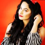 Veena Malik Instagram - stay #classy & #sassy And a Bit #badassy #💃💃💃💃💃 #😝😝😝😝😝 #🌹🌹🌹🌹🌹🌹🌹🌹🌹🌹🌹🌹🌹🌹 #fashionista #loveforever #mateenphotography #makeupbytahseenkhan #styleicon #diva #lovecurls #❤️❤️❤️❤️