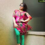 Veena Malik Instagram – #everything is #fine When tere is #sunshine🌞 #lovingsummerdays #🌞🌴🌺🐠 @mateenshahphotography @tahseenkhanoffical #colorsofthewind #🌷🌷🌷