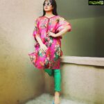 Veena Malik Instagram - #everything is #fine When tere is #sunshine🌞 #lovingsummerdays #🌞🌴🌺🐠 @mateenshahphotography @tahseenkhanoffical #colorsofthewind #🌷🌷🌷