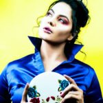 Veena Malik Instagram - Dnt Just Exist Live🙌💃✌ #💃💃💃💃💃💃🎤🎤🎤🎤🎶🎶🎶🎵🎵🎸🎸🎸🎧🎧📣📣📣📣📣 #artistic #artistsoninstagram #artista