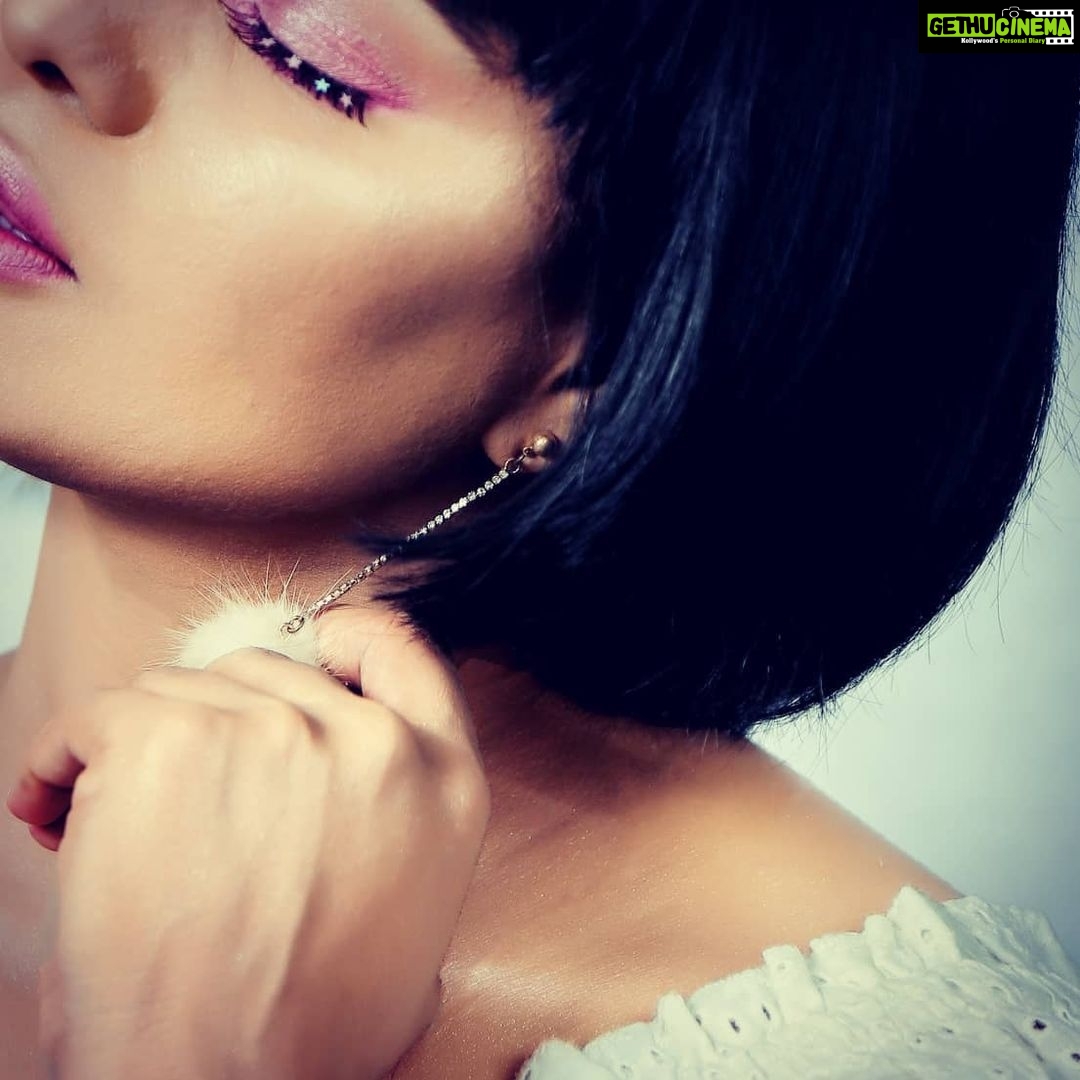 Veena Malik Instagram - its kinda cool having short hair... isnt it 🔥🙋 #👩 👧👩👧👩👧👩👧 #💃💃💃💃💃 #😇😇😇😇😇😇😇 #😛😛😛😛😛😛😛😛