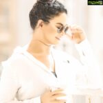 Veena Malik Instagram – #wednesdayvibes #chillout #💕💕💕💕💕💕💕💕💕💕💕💕💕💕💕💕💕💕❤❤❤❤💕💕💕💕💕💕 #beautifulday #lovingday