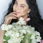 Veena Malik Instagram – #goodmorning #goodvibesonly✨ #✨💫⚡️ #beautiful_world #beautifulday #🥰😍🤩🥰😍🤩