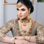 Veena Malik Instagram – Oh This Look is everything Love 🔥💋🥰❤️ 

Farah signature makeup Gorgeous look by 𝐅𝐚𝐫𝐚𝐡 𝐇𝐚𝐢𝐝𝐞𝐫 🔥😍🙈💕
.
.
Book your Appointment: +9231 2550 7372

Decore sweetheart @zainabdecors 
.
Coordination @keune.pakistan.academy aroozarehmani @munibaaslam 

Styling @harry_events_and_pr 

Beautiful Jewellery @gorgeousjewelery 

Dress @asianbrides_by_haroon 
 
Best photographer  @arjanjuaofficial 

#makeup #makeuptutorial #makeupartist #makeupvideos #makeuptransformation #makeuplooks #makeupaddict #makeuplover #makeupwedding #makeupoftheday #makeupartistsworldwide #makeupinspiration #makeupclass #makeupinsta #instafashion #islamabad #highlights #liner #instalikes #instapic #pakistanibride #bridalshower #weddingdress #traditionalbride #celebrity #signaturbride #naturalbeauty#weddingseason #fashiondesignerlife