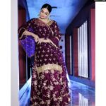 Veena Malik Instagram - "There are always lessons to be found in the darkest moments. It's a moral obligation to dig deep and find that little glimmer of hope or pearl of wisdom." #VeenaMalik Karachi Sindh Pakistan
