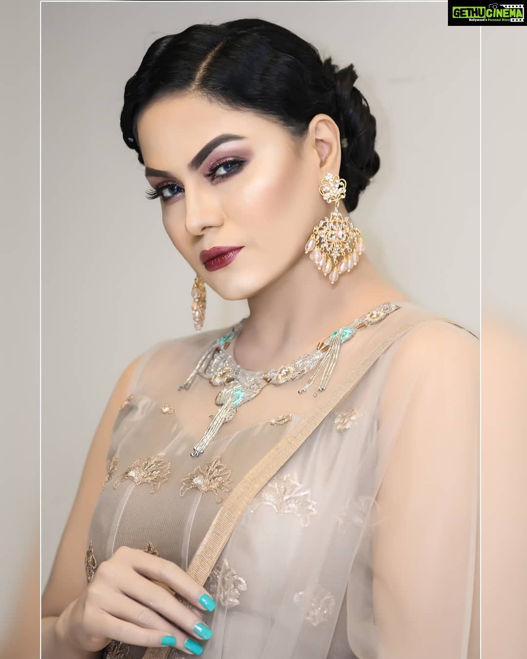 Veena Malik Instagram - #veenamalik #pakistanstar #Queen