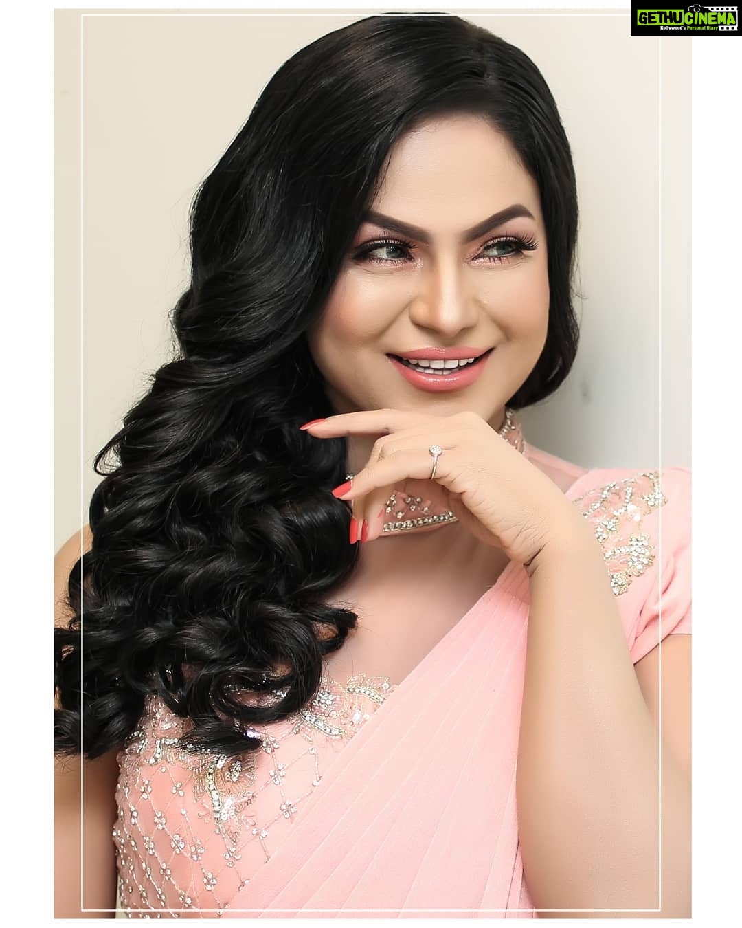 Veena Malik Instagram - All our dreams can come true if we have the courage to pursue them #VeenaMalik Karachi, Pakistan