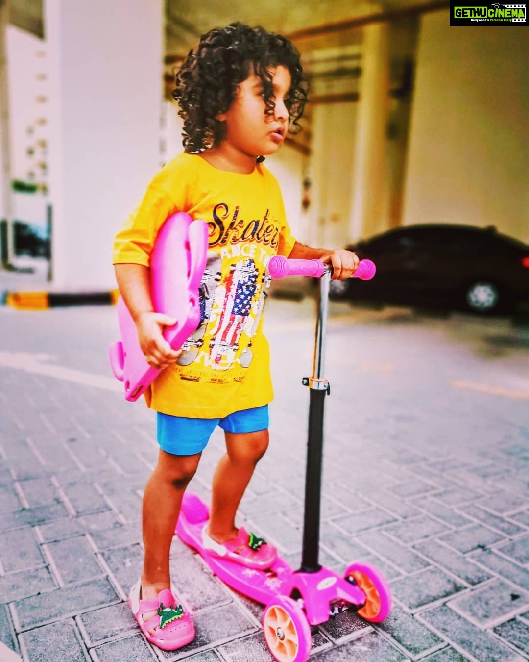Veena Malik Instagram - #veenamalik #veenamalikkids #Amal❤