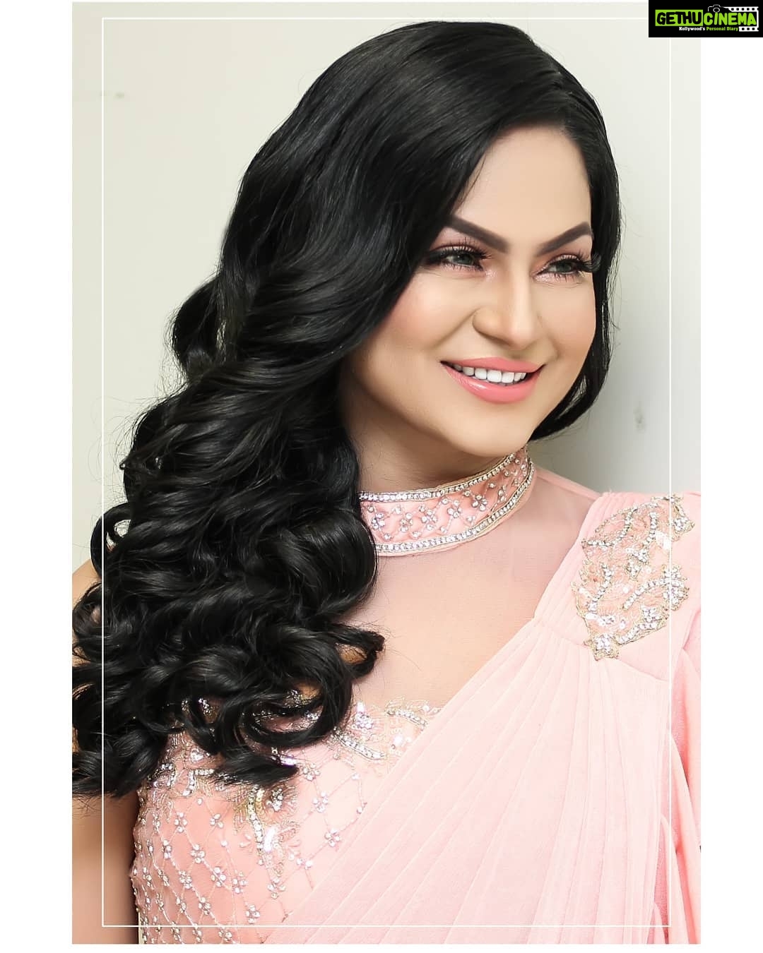 Veena Malik Instagram - All our dreams can come true if we have the courage to pursue them #VeenaMalik Karachi, Pakistan