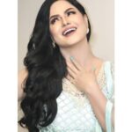 Veena Malik Instagram - You've gotta dance like there's nobody watching, Love like you'll never be hurt, Sing like there's nobody listening, And live like it's heaven on earth. #VeenaMalik Karachi, Pakistan