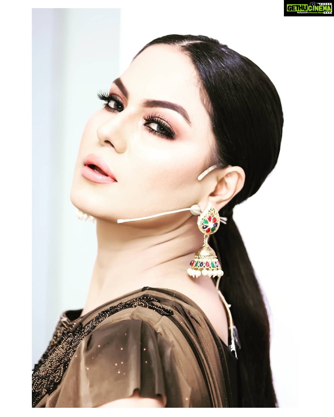 Veena Malik Instagram - "Nothing can dim the light which shines from within." #VeenaMalik Bol Tv