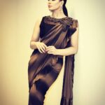Veena Malik Instagram - "We are all meant to shine, as children do. We were born to make manifest the glory of God that is within us. It is not just in some of us; it is in everyone and as we let our own light shine, we unconsciously give others permission to do the same. As we are liberated from our own fear, our presence automatically liberates others." #VeenaMalik Karachi, Pakistan
