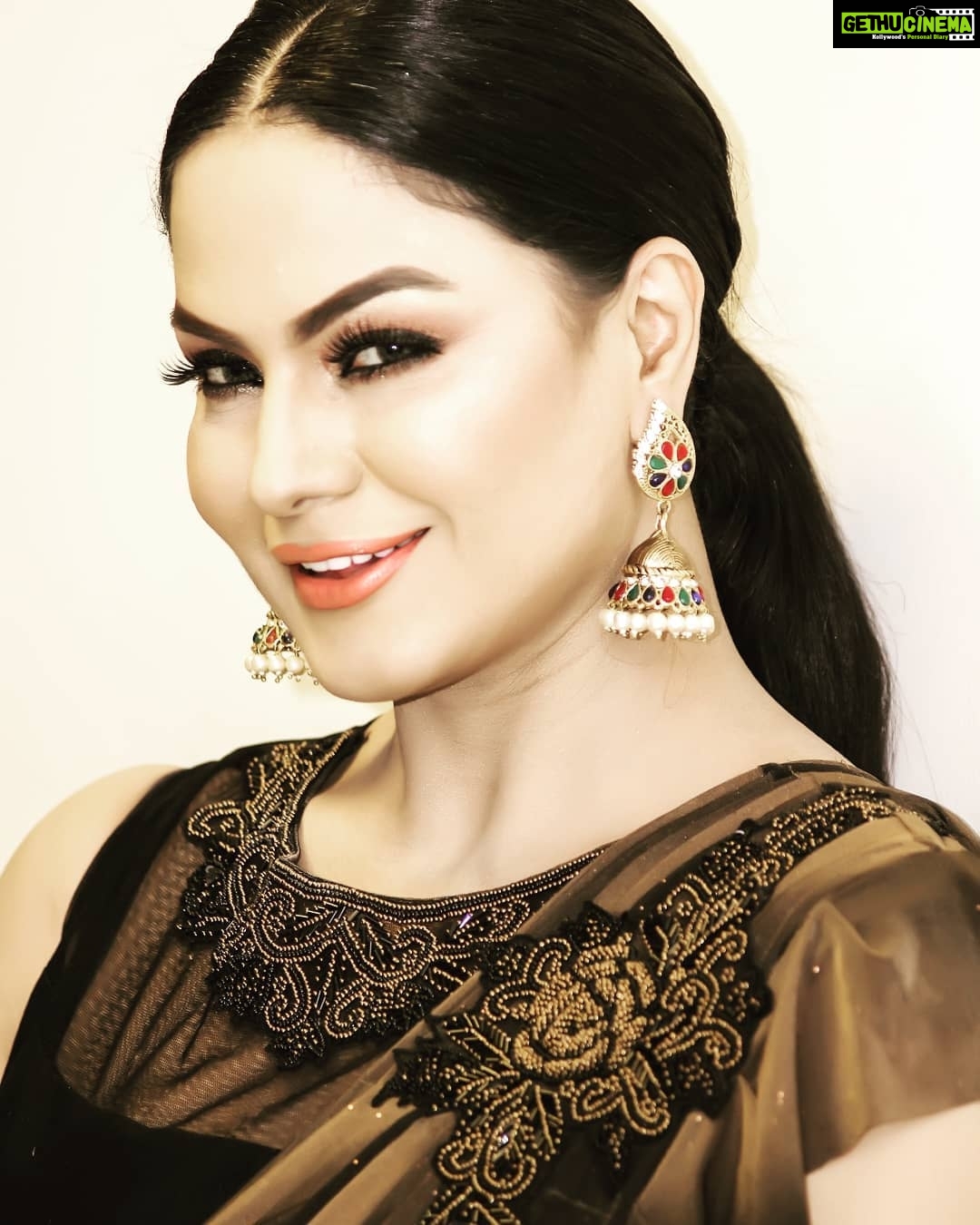 Veena Malik Instagram - "Nothing can dim the light which shines from within." #VeenaMalik Bol Tv