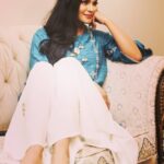 Veena Malik Instagram - Just be happy it drives people crazy. Wearing: @ajmairtahirofficial #VeenaMalik Karachi, Pakistan