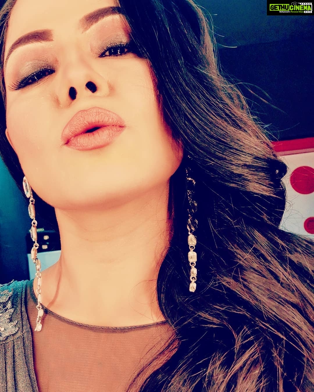 Veena Malik Instagram - #poutylips #veenamalik