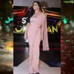 Veena Malik Instagram - زندگی زندہ دلی کا ہے نام مردہ دل خاک جیا کرتے ہیں #VeenaMalik Karachi, Pakistan