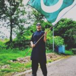 Veena Malik Instagram - #Repost @hellopakistan • • • • • • @theveenamalik stands proudly with Pakistan's flag as she celebrates Independence Day‼️🔝✅ #VeenaMalik #Independenceday #72yearsofpakistan #celebritystyle #celebrityspotting #lahore #karachi #islamabad #hellopakistan Islamabad, Pakistan