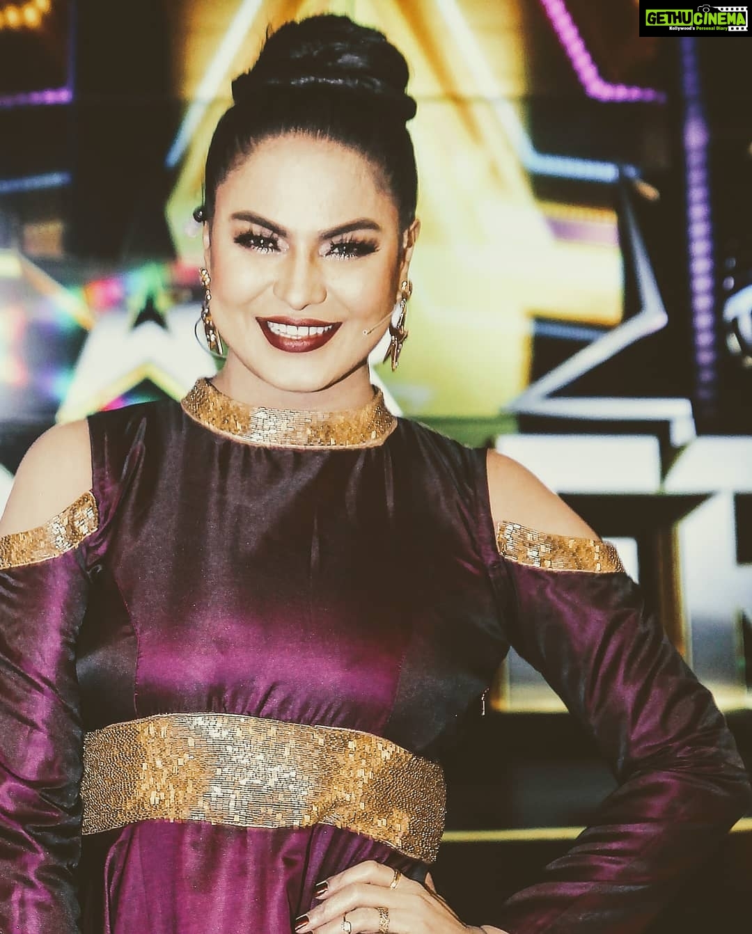 Veena Malik Instagram - #veenamalik #queen👸🏻 #veena “The world breaks everyone, and afterward, some are strong at the broken places.”