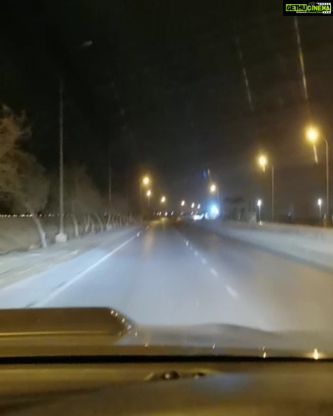 Veena Malik Instagram - Karachi 3AM Ride. 🌃 #VeenaMalik #Cityoflights #Karachi Karachi, Pakistan