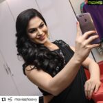 Veena Malik Instagram - #Repost @movieshoovy • • • • • • Selfie time! @theveenamalik host of a reality show, taking selfie right after getting ready #VeenaMalik Karachi, Pakistan