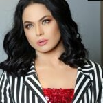 Veena Malik Instagram - #🍒💣 #veenamalik