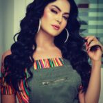 Veena Malik Instagram - Because you are women, people will force their thinking on you, their boundaries on you. They will tell you how to dress, how to behave, who you can meet and where you can go. Don't live in the shadows of people's judgement. Make your own choices in the light of your own wisdom. 🌠💫✨🌟 Pakistan