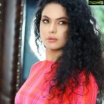 Veena Malik Instagram - #❤️🔥 Outfit @ninelines9 Styling & Make up @tahseenkhanoffical 📷 @mateenshahphotography