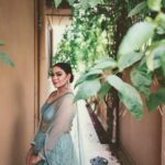 Veena Malik Instagram - آج یاروں کو مبارک ہو کہ صبح عید ہے راگ ہے مے ہے چمن ہے دل ربا ہے دید ہے #VeenaMalik #ChaandRaatMubarak