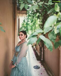 Veena Malik Instagram - آج یاروں کو مبارک ہو کہ صبح عید ہے راگ ہے مے ہے چمن ہے دل ربا ہے دید ہے #VeenaMalik #ChaandRaatMubarak