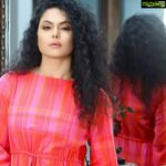 Veena Malik Instagram - #❤️🔥 Outfit @ninelines9 Styling & Make up @tahseenkhanoffical 📷 @mateenshahphotography