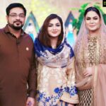 Veena Malik Instagram - I was able to get along with everybody especially @iamaamirliaquat and @syedatubaaamir . I really enjoyed. They were unique in their own ways, and I think that's what made the show fun. We had a great time laughing and having fun. #VeenaMalik #HamaraRamazanPtv #Aamirliaquat #SyedatubaAamir #RamazanMubarak