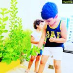 Veena Malik Instagram - #gardeners 💐🐱🏜️🏖️