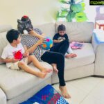 Veena Malik Instagram - 👩‍👦‍👦🤡🎉😂