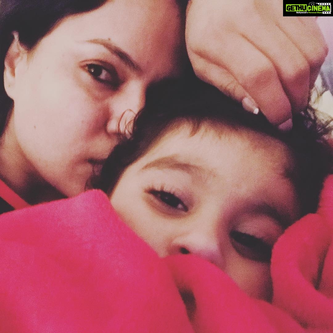 Veena Malik Instagram - #sweetdreamsπ€π€π€ #cutestbabyever πππ #mygirl πβ€οΈπ