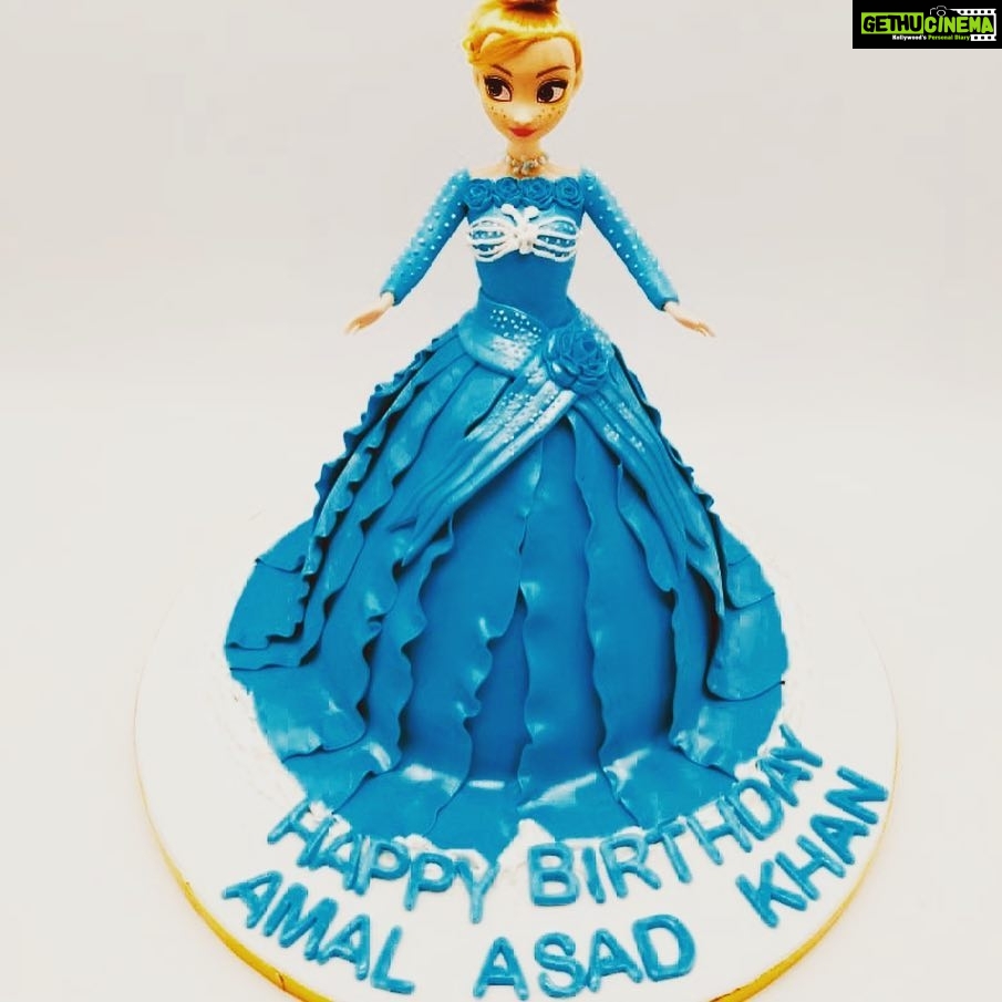 Veena Malik Instagram - TheBlessedDay๐๐๐๐ HappyBirthdayToAmal๐๐๐๐HappyBirthdayToAbran๐๐๐๐.... ThankYouAllah๐๐๐โค๏ธ๐๐๐๐โค๏ธ๐ฉโ๐งโ๐ฆ๐๐๐ฉโ๐งโ๐ฆ