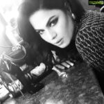 Veena Malik Instagram - I know who I am. I am not perfect. I'm not the most beautiful woman in the world. But I'm one of them.... !!! #veenamalik #mother #wife #daughter #alhamdulillah 🇵🇰💕❤️🙏 Dubai, United Arab Emirates