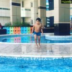 Veena Malik Instagram – #MashaAllah #cutiepie😘 #AbramKhan #mamapapalife #Swimming#jumping #Slowmotion #dubai #2ndHome 🇦🇪🇵🇰💕🙏😍😡🏝😘❤️ Dubai, United Arab Emirates