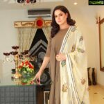 Veena Malik Instagram - Home🏠 is where❤️ is...!!! #homesweethome❤️ #Lovebeingat🏠#goodfeelings ❤️💐👠💃🏻