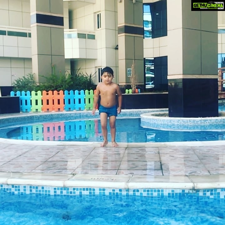 Veena Malik Instagram - #MashaAllah #cutiepieπ #AbramKhan #mamapapalife #Swimming#jumping #Slowmotion #dubai #2ndHome π¦πͺπ΅π°ππππ‘ππβ€οΈ Dubai, United Arab Emirates