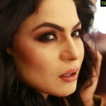 Veena Malik Instagram - Beauty has so many forms, and I think the most beautiful thing is confidence and loving yourself... !!! #veenamalikkhan #closeup #enjoying #everymoments 🙏❤️🤳🎬🎥💃🇵🇰