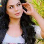 Veena Malik Instagram - Clicked this During the day… Was remembering a chat once I had with my granny… once said along the journey if one wants to achieve something great one would go through pain n judgments criticism hatred and much more…. Once ur through everything and You are still a kind person inside out that’s the real achievement that Bitterness should not take a toll on u and make u a bad person… So after all that I have been through I still am as positive As a child and as happy as I ever could be… and I guess I am a winner in that way…. Just 🤔 So guys if u wanna be something…Be kind👌🥰💕🙋‍♀️🦋🧚 #veenamalik #🦋💓❤️