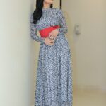Veena Malik Instagram - “ Be who you are and say what you feel, because those who mind don't matter, and those who matter don't mind.” #VeenaMalikKhan @asadbashirr 💕✨🌙